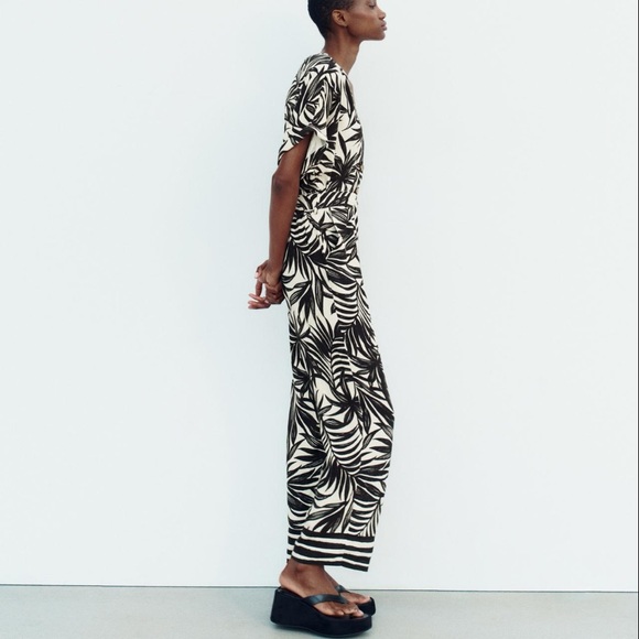 PRINTED BELTED JUMPSUIT - Picture 4 of 9